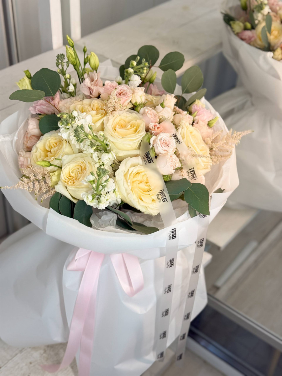 Flower Bouquet «Lemon & Vanilla Garden Mix»